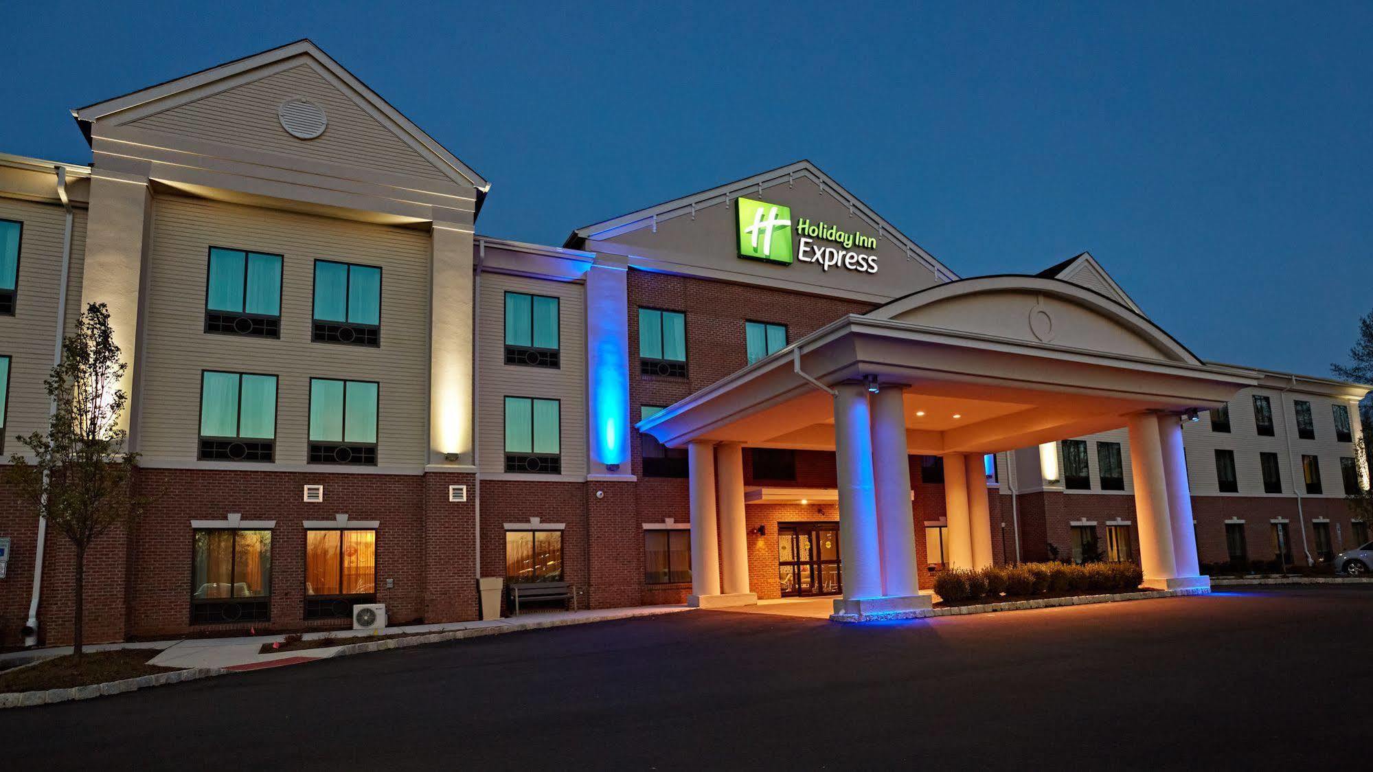 Holiday Inn Express Bordentown - Trenton South By Ihg מראה חיצוני תמונה