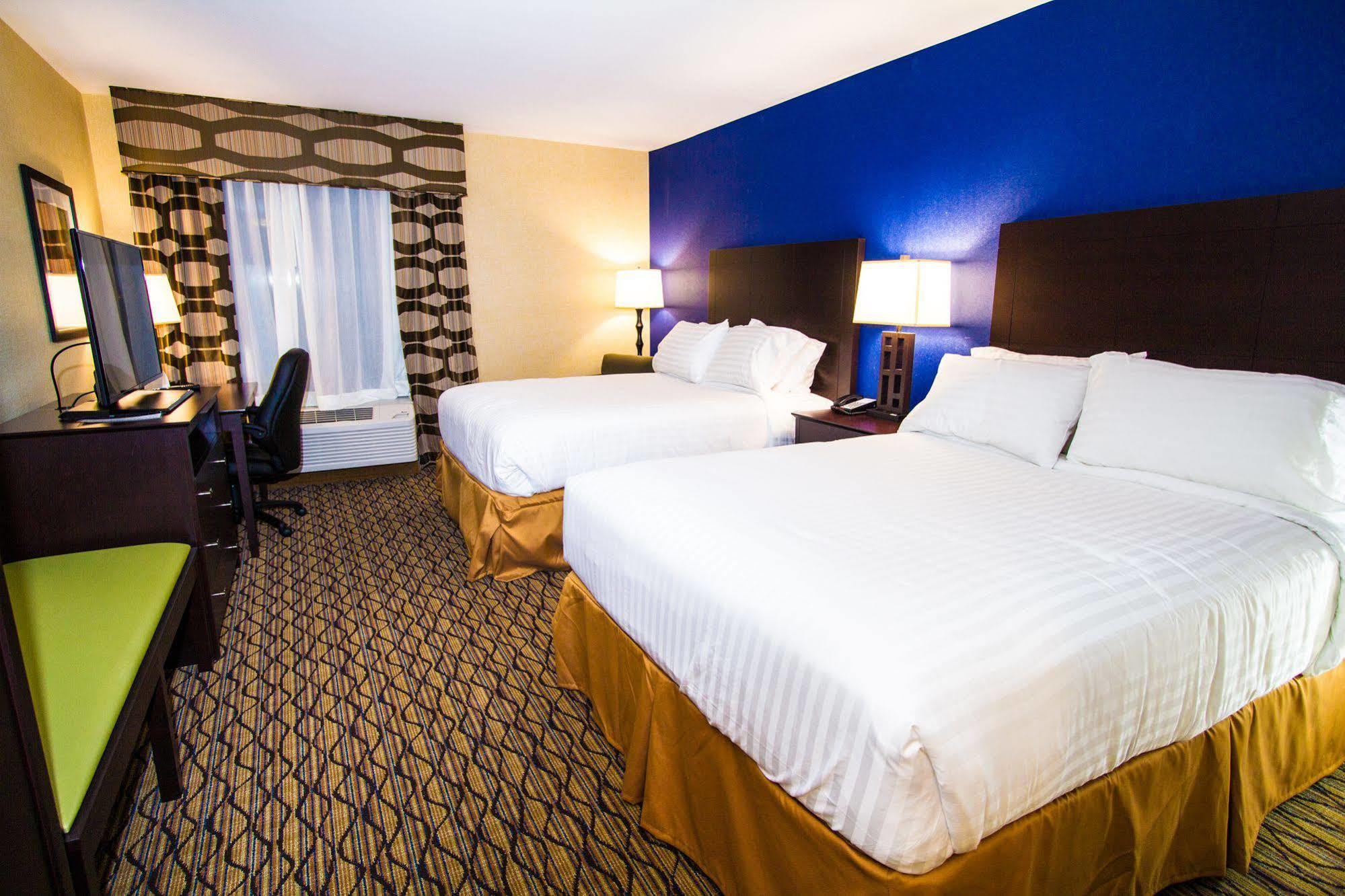 Holiday Inn Express Bordentown - Trenton South By Ihg מראה חיצוני תמונה